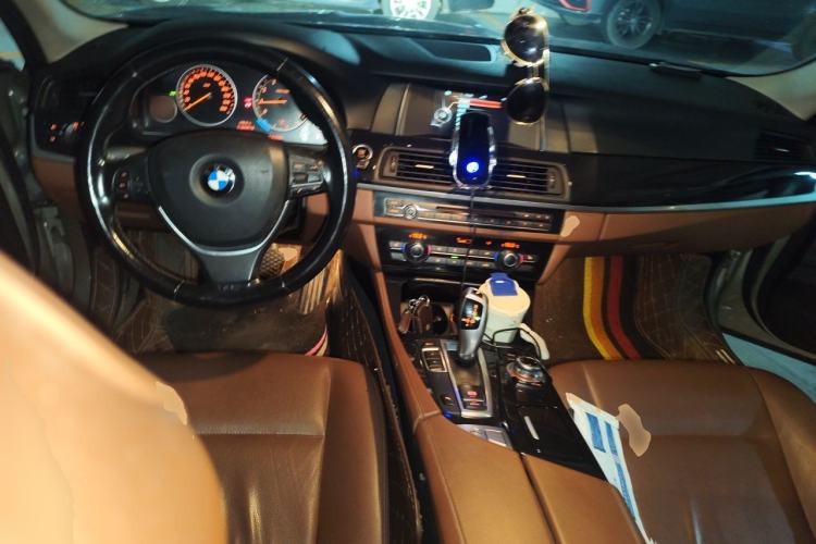 Used BMW 5 Series 2017 520Li Elegant Edition Center Console