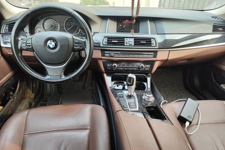 Used BMW 5 Series 2017 520Li Elegant Edition Center Console