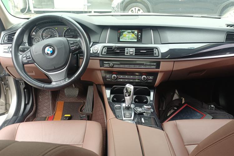 Used BMW 5 Series 2017 520Li Elegant Edition Center Console