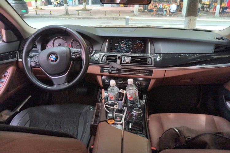 Used BMW 5 Series 2017 520Li Elegant Edition Center Console