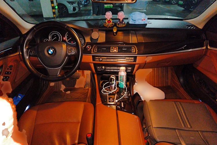 Used BMW 5 Series 2017 520Li Elegant Edition Center Console