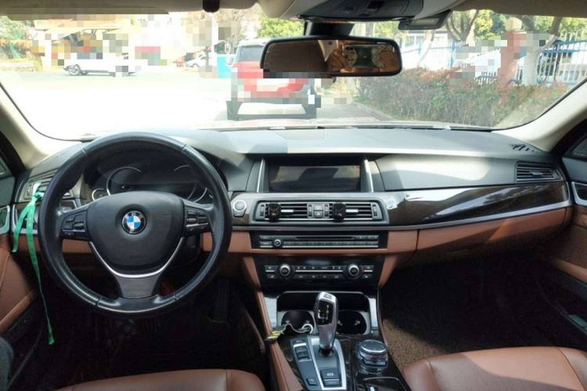 Used BMW 5 Series 2017 528Li Leading Model Center Console