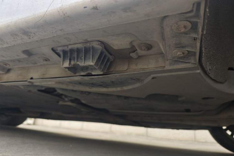 Used BMW 5 Series 2017 525Li Luxury Design Package Chassis Rear Left