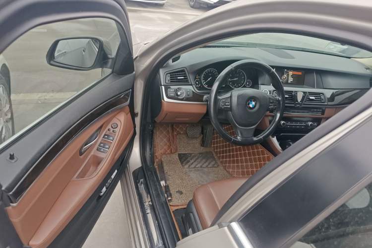 Used BMW 5 Series 2017 525Li Leading Model Driver Seat