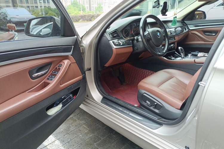 Used BMW 5 Series 2017 520Li Elegant Edition Driver Seat