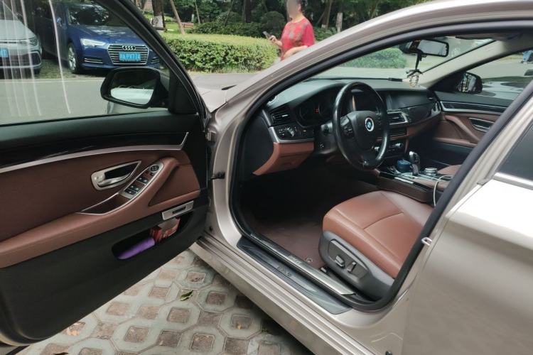 Used BMW 5 Series 2017 520Li Elegant Edition Driver Seat