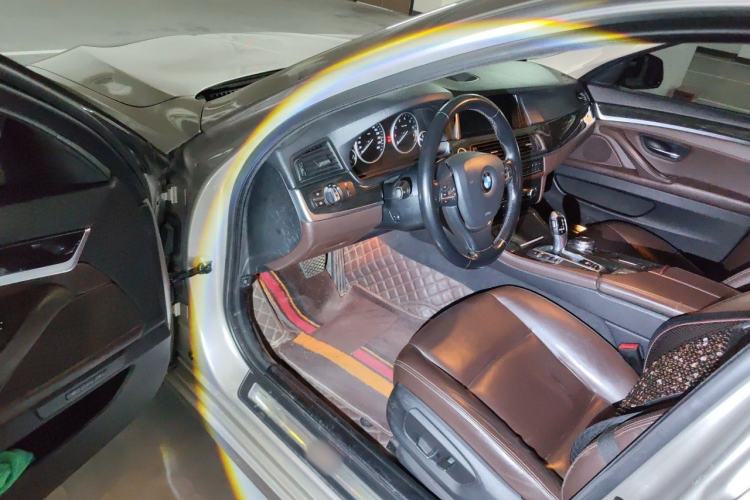 Used BMW 5 Series 2017 525Li Luxury Design Package Driver Seat