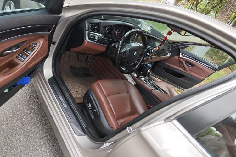 Used BMW 5 Series 2017 520Li Elegant Edition Driver Seat