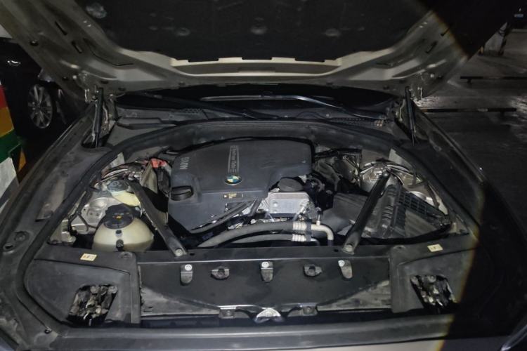 Used BMW 5 Series 2017 525Li Luxury Design Package Engine Bay