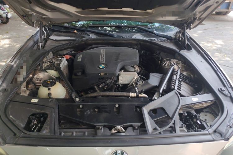 Used BMW 5 Series 2017 525Li Luxury Design Package Engine Bay