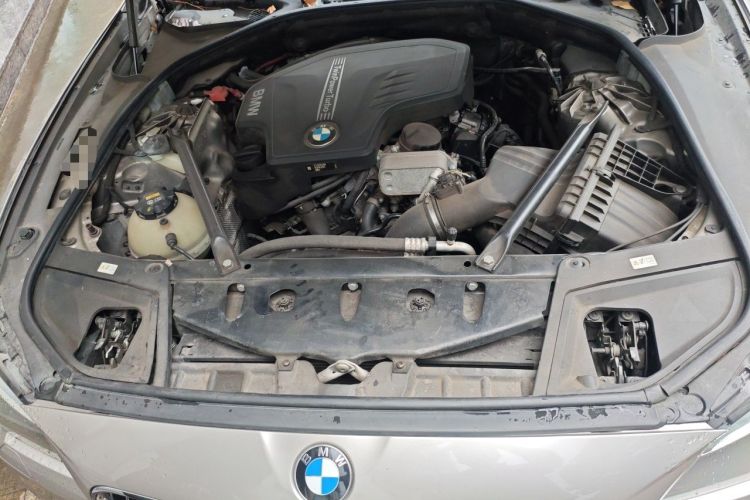 Used BMW 5 Series 2017 525Li Luxury Design Package Engine Bay
