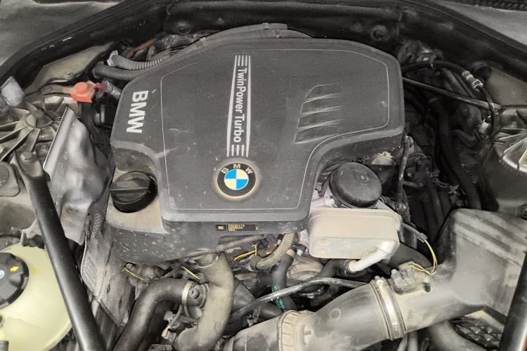 Used BMW 5 Series 2017 525Li Luxury Design Package Engine Bay