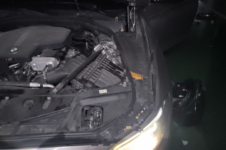 Used BMW 5 Series 2017 525Li Luxury Design Package Engine Bay Left