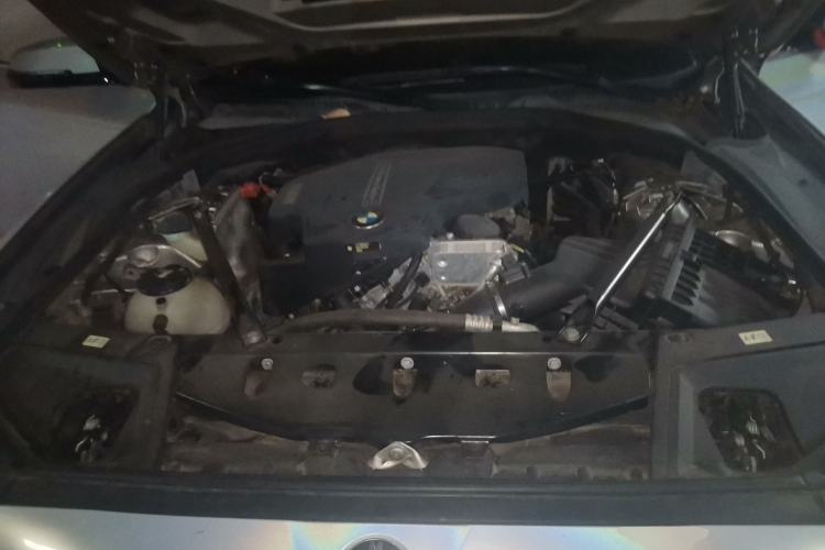 Used BMW 5 Series 2017 525Li Luxury Design Package Engine Bay