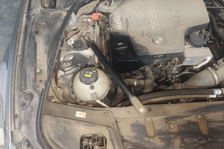Used BMW 5 Series 2017 525Li Luxury Design Package Engine Bay Right