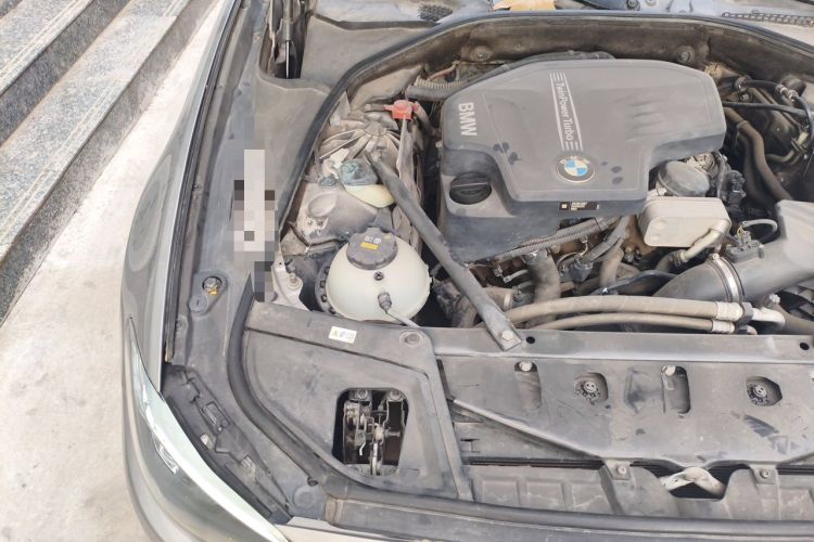 Used BMW 5 Series 2017 525Li Luxury Design Package Engine Bay Right