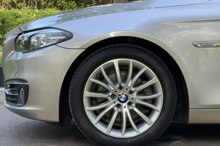 Used BMW 5 Series 2017 525Li Luxury Design Package Exterior 1