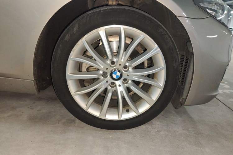Used BMW 5 Series 2017 525Li Luxury Design Package Exterior 1