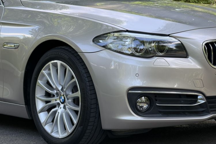 Used BMW 5 Series 2017 525Li Luxury Design Package Exterior 2