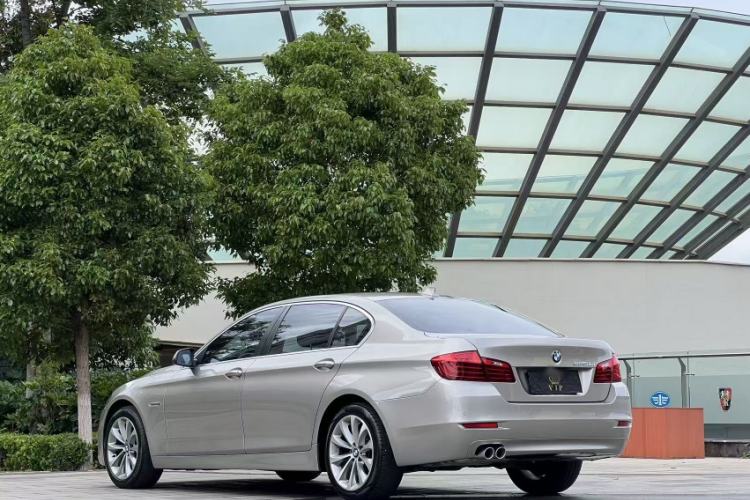 Used BMW 5 Series 2017 525Li Leading Model Exterior 2