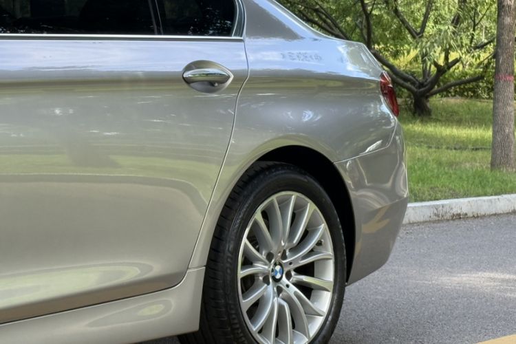 Used BMW 5 Series 2017 525Li Luxury Design Package Exterior 3