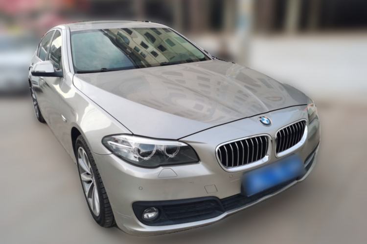 Used BMW 5 Series 2017 525Li Leading Model Front Right 45 Deg