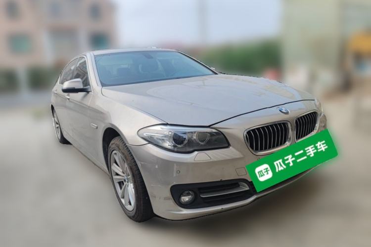 Used BMW 5 Series 2017 520Li Elegant Edition Front Right 45 Deg