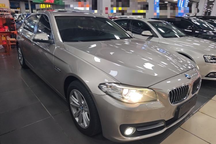 Used BMW 5 Series 2017 520Li Elegant Edition Front Right 45 Deg