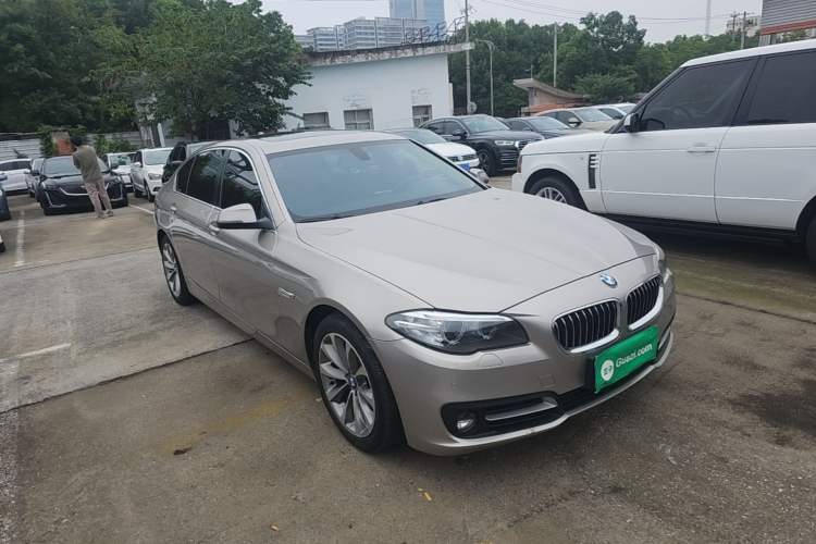 Used BMW 5 Series 2017 525Li Leading Model Front Right 45 Deg