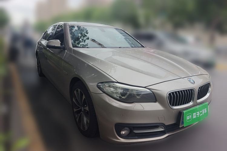 Used BMW 5 Series 2017 525Li Leading Model Front Right 45 Deg