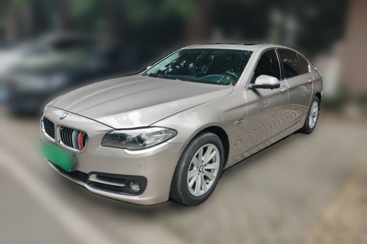 Used BMW 5 Series 2017 520Li Elegant Edition Guazi used car, China used car export, Used car for sale, Used BMW cars, Cheapest cars for sale