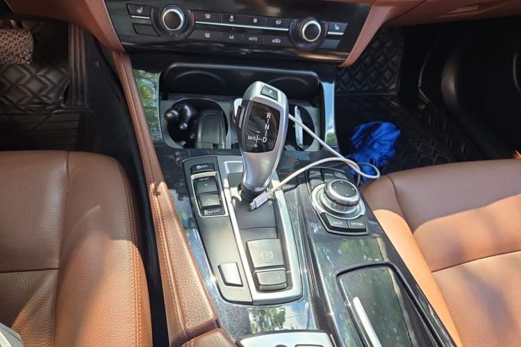 Used BMW 5 Series 2017 520Li Elegant Edition Gear Lever