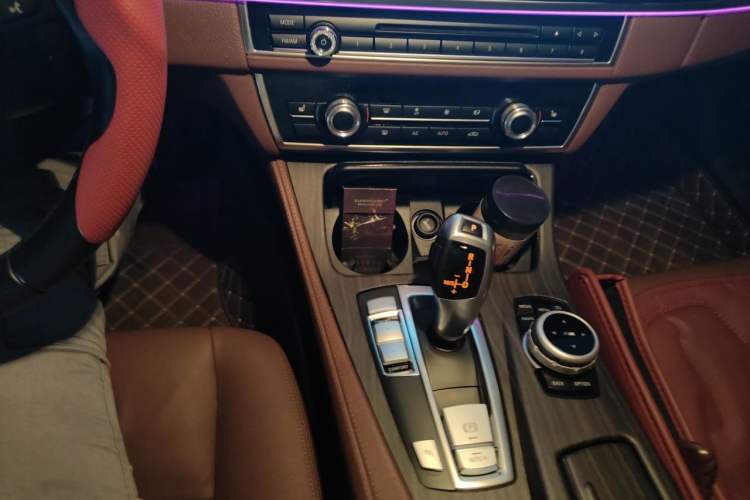 Used BMW 5 Series 2017 520Li Elegant Edition Gear Lever