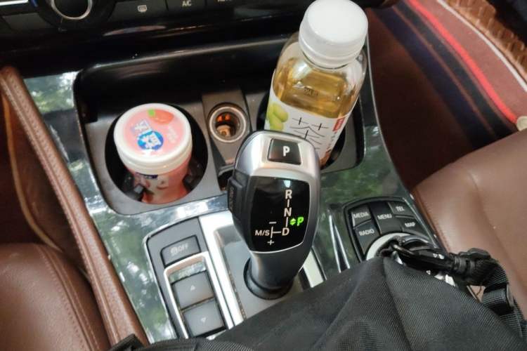Used BMW 5 Series 2017 520Li Elegant Edition Gear Lever