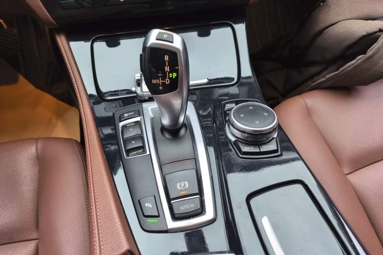 Used BMW 5 Series 2017 520Li Elegant Edition Gear Lever