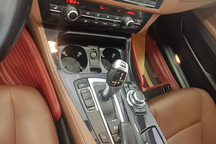Used BMW 5 Series 2017 520Li Elegant Edition Gear Lever