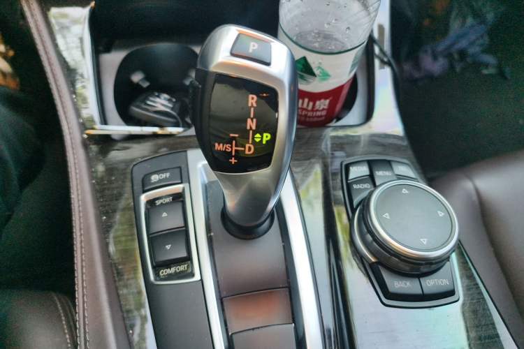 Used BMW 5 Series 2017 525Li Luxury Design Package Gear Lever