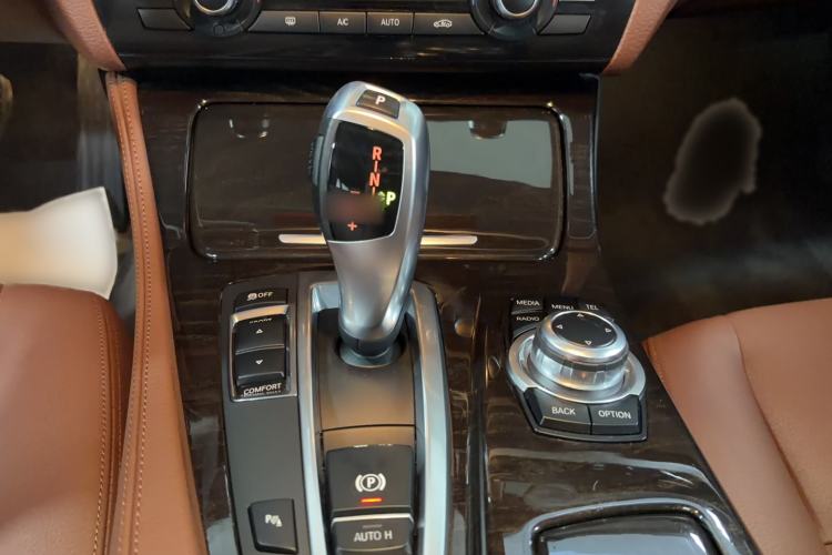 Used BMW 5 Series 2017 525Li Leading Model Gear Lever
