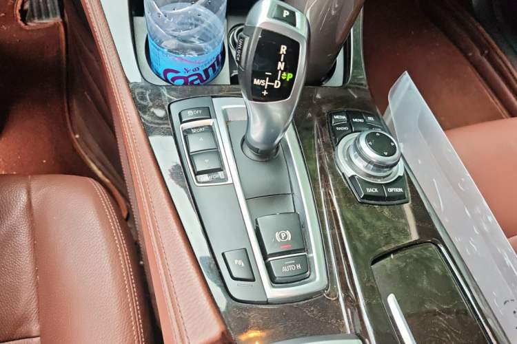 Used BMW 5 Series 2017 525Li Leading Model Gear Lever