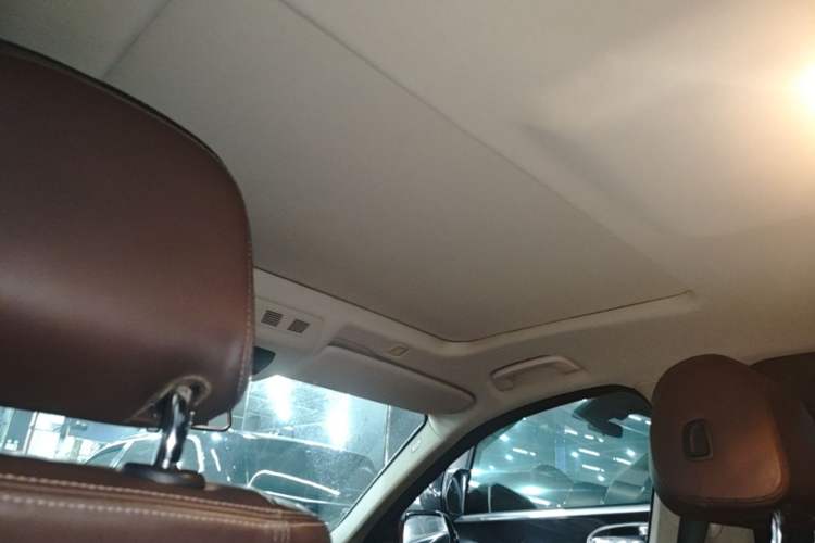 Used BMW 5 Series 2017 525Li Luxury Design Package Headliner