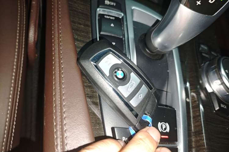 Used BMW 5 Series 2017 525Li Luxury Design Package Interior 1