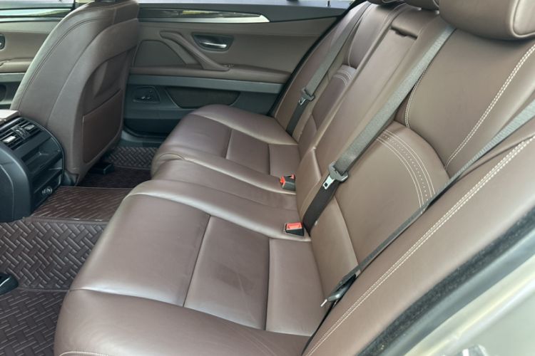 Used BMW 5 Series 2017 525Li Luxury Design Package Interior 3