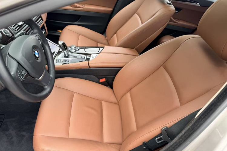 Used BMW 5 Series 2017 525Li Leading Model Interior 3
