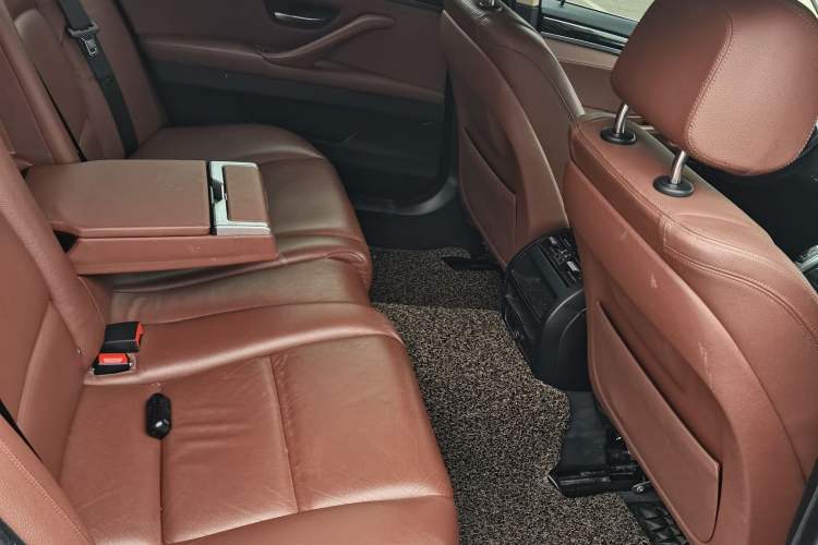 Used BMW 5 Series 2017 520Li Elegant Edition Interior 3