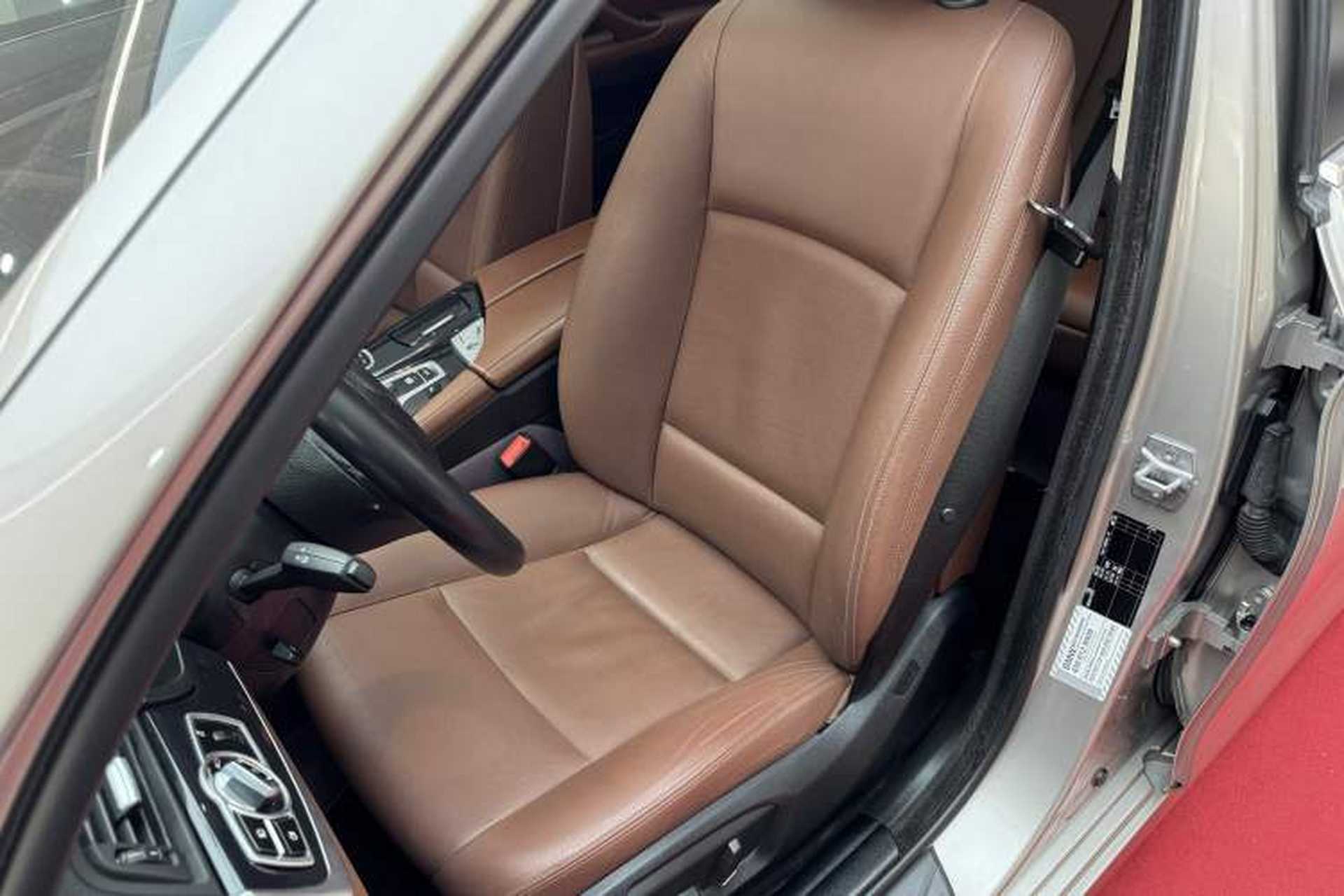 Used BMW 5 Series 2017 520Li Elegant Edition Interior 4