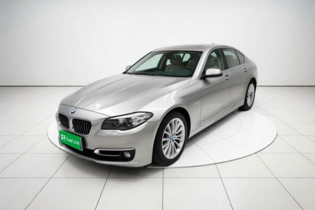 Ojetý BMW 5 Series 2017 525Li Luxury Design Package