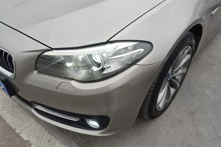 Used BMW 5 Series 2017 525Li Leading Model Left Front Headlight