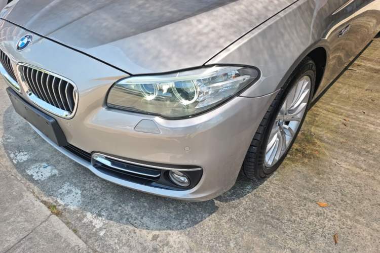 Used BMW 5 Series 2017 525Li Luxury Design Package Left Front Headlight