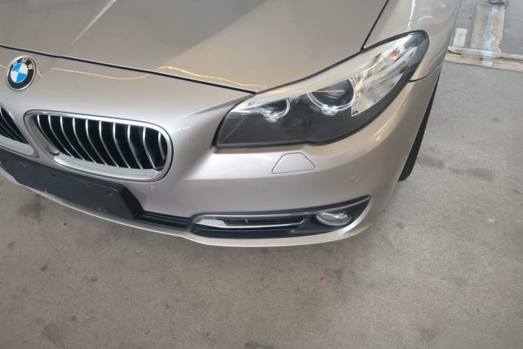 Used BMW 5 Series 2017 525Li Luxury Design Package Left Front Headlight