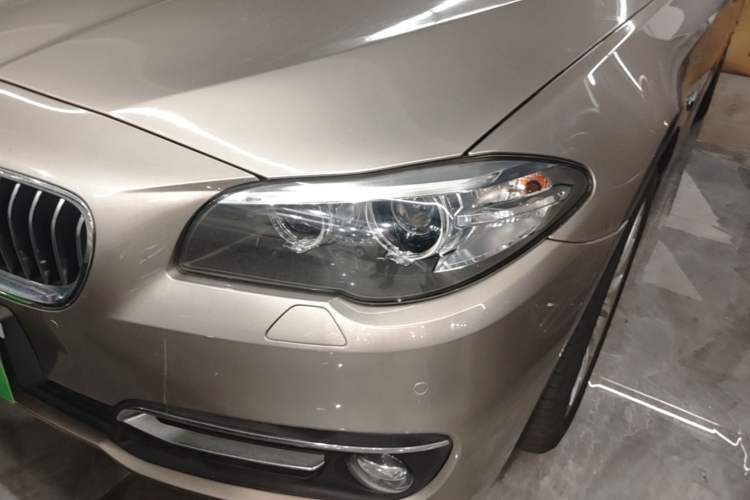 Used BMW 5 Series 2017 525Li Luxury Design Package Left Front Headlight